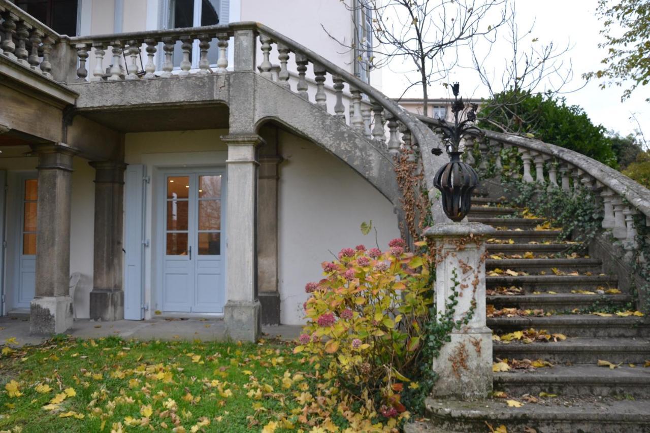 Sur La Colline Apartment Лион Екстериор снимка