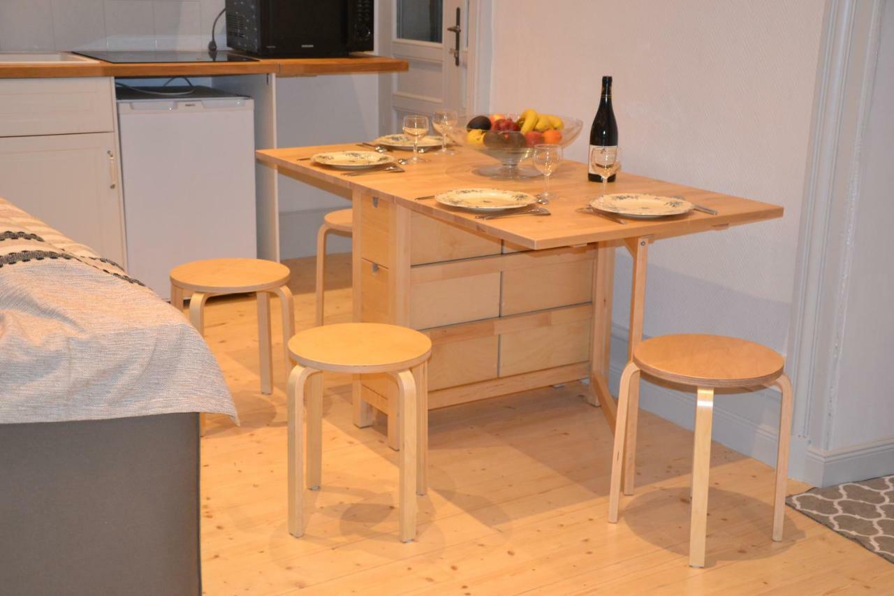 Sur La Colline Apartment Лион Екстериор снимка