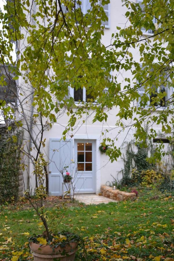 Sur La Colline Apartment Лион Екстериор снимка