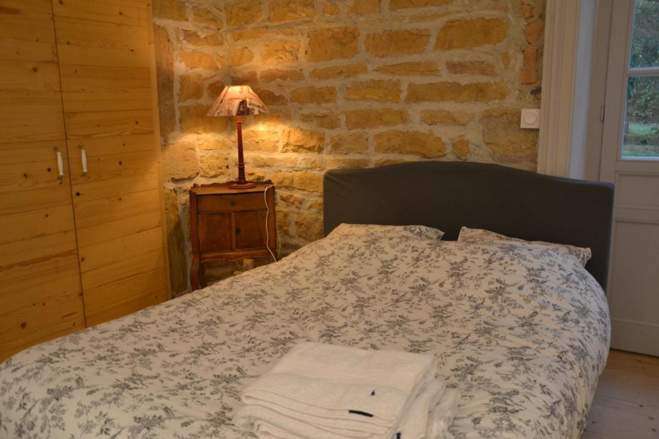 Sur La Colline Apartment Лион Екстериор снимка